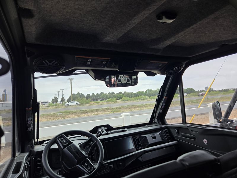 NEW 2026 CAN-AM DEFENDER MAX LIMITED CAB HD11 Image 21