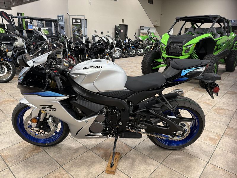 New 2026 Suzuki GSX-R750 Image 14
