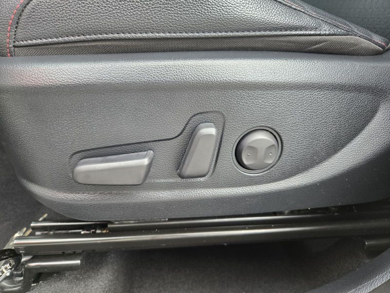 2023 Kia Soul GT-Line photo 24