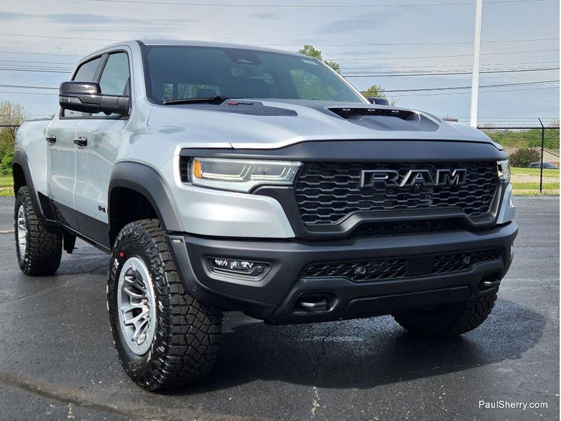 New 2026 RAM 1500 Rho Crew Cab 4x4 5'7' Box