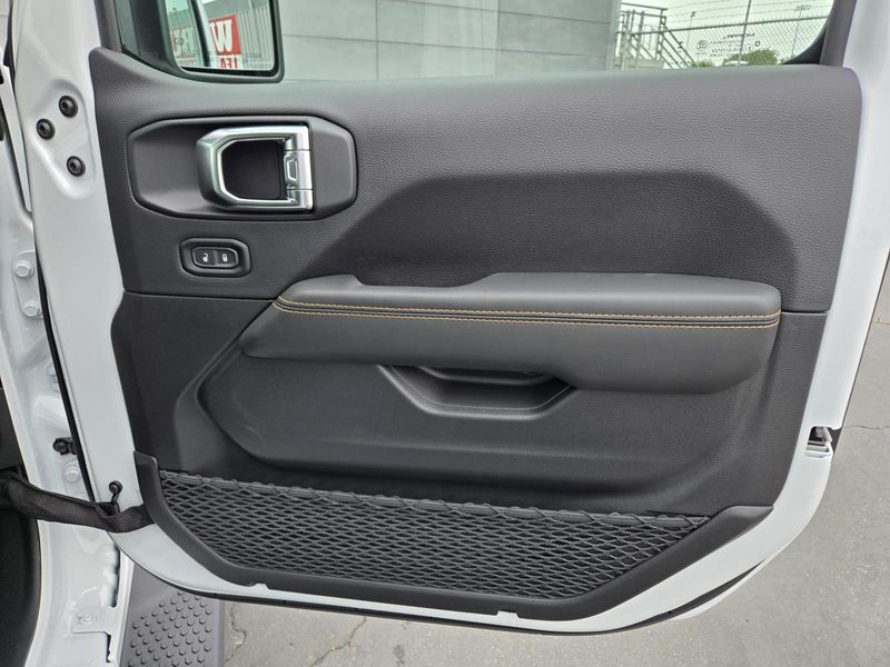 New 2025 Jeep Wrangler 4-door Sahara