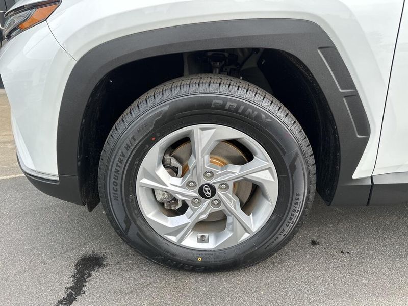 2022 Hyundai Tucson SELImage 11
