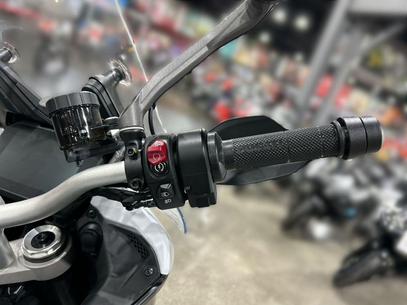 New 2024 Ducati MULTISTRADA V4 S TRAVEL & RADAR SPOKED WHEELS - DEMO Image 21