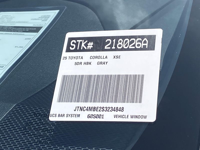 Used 2025 Toyota Corolla Hatchback XSEImage 32