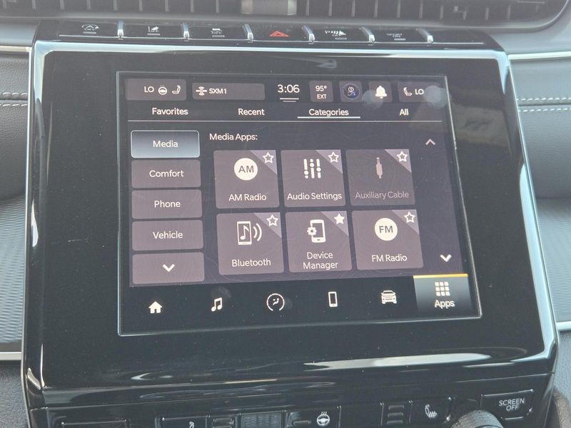 Used 2025 Jeep Grand Cherokee Altitude X 4x2