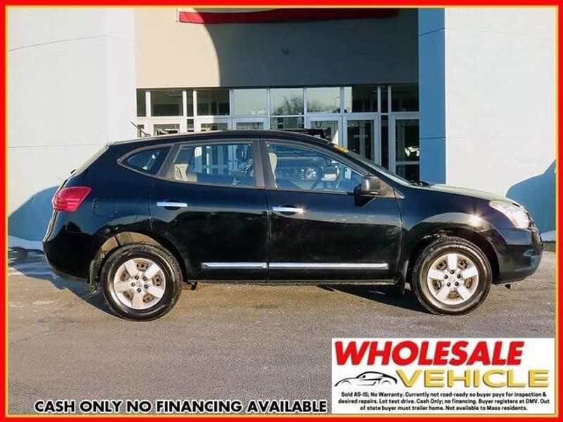 2014 Nissan Rogue Select SImage 2