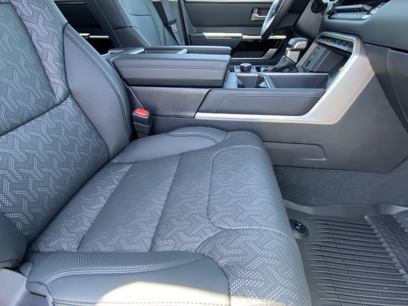 2024 Toyota Tundra LimitedImage 12