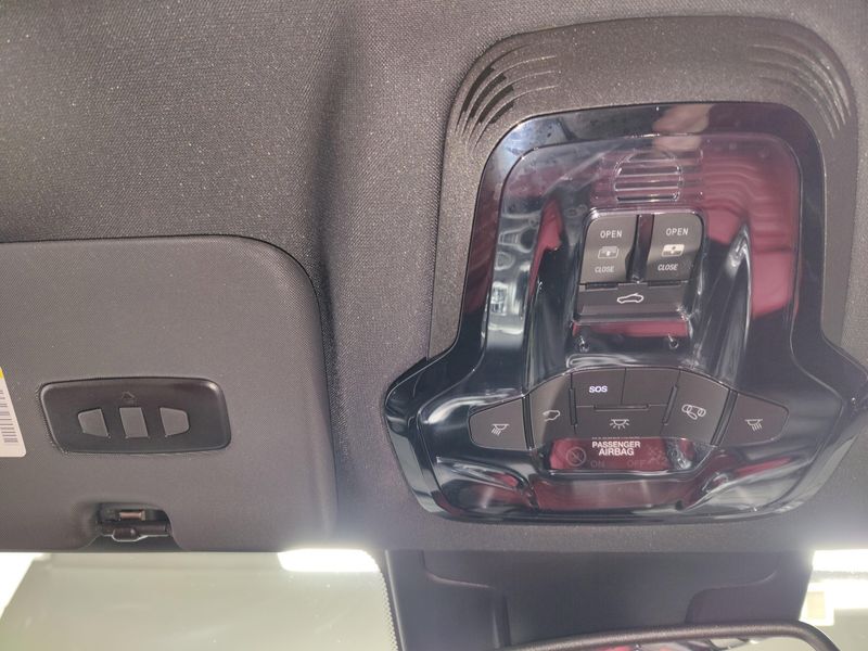 Used 2023 Alfa Romeo Stelvio Sprint AWD w/Sunroof/NavImage 28