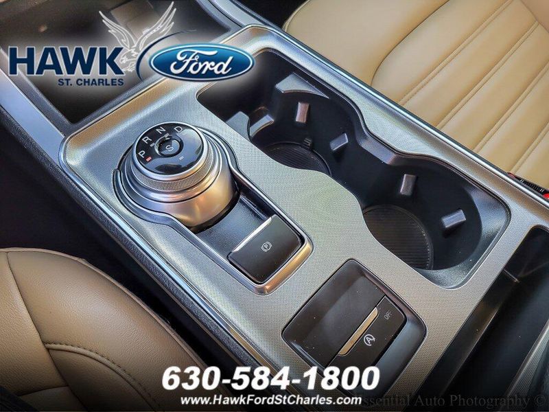 2022 Ford Edge SEL photo 15