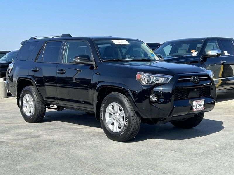 2023 Toyota 4Runner SR5 PremiumImage 2