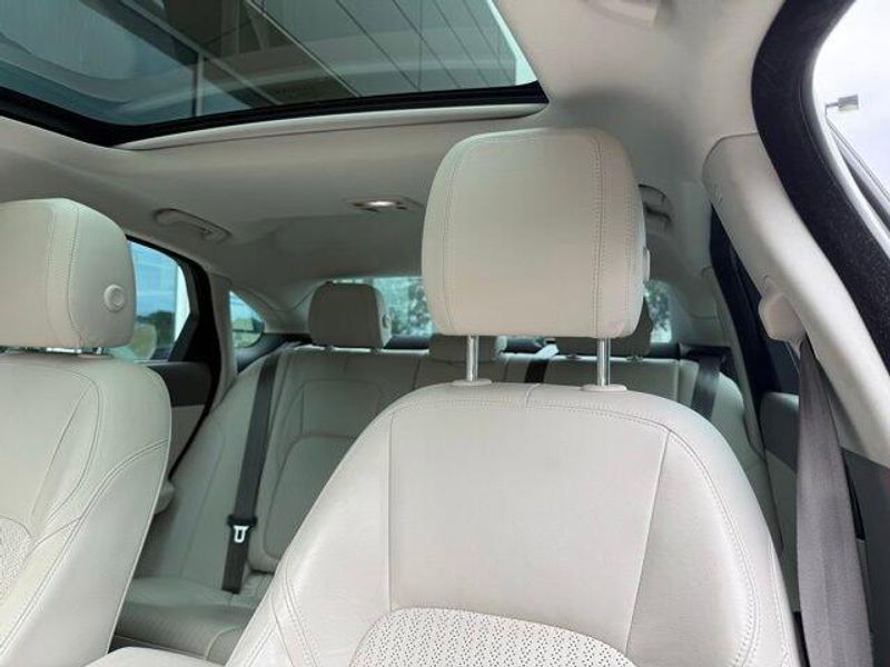 Used 2016 Jaguar XF 35t Prestige