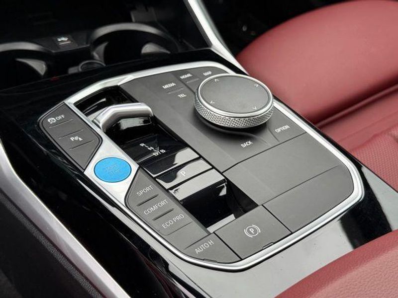 Used 2023 BMW i4 eDrive35Image 28