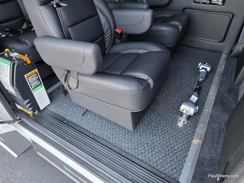 New 2026 RAM Promaster 3500 Slt+ Window Van High Roof 159' Wb Ext