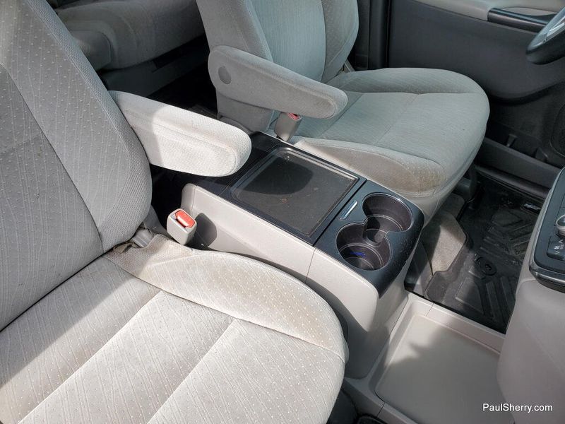 Used 2018 Toyota Sienna LE