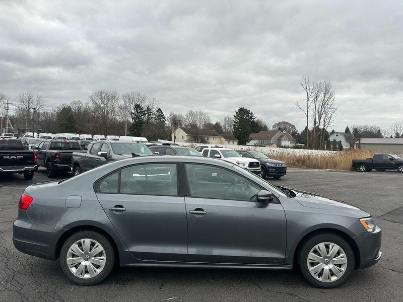 2014 Volkswagen Jetta 1.8T SEImage 8