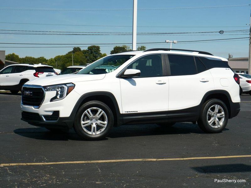 Used 2023 GMC Terrain SLE
