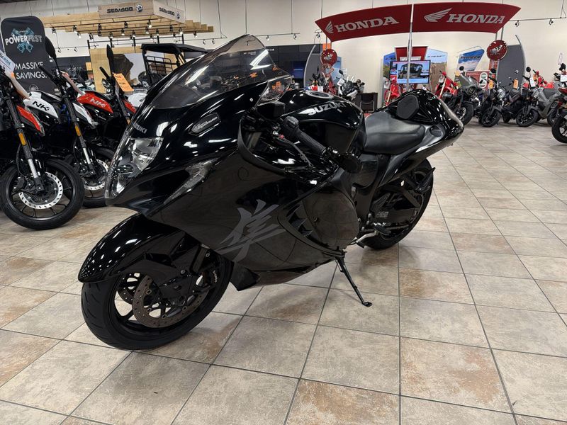 Used 2023 Suzuki Hayabusa Image 13