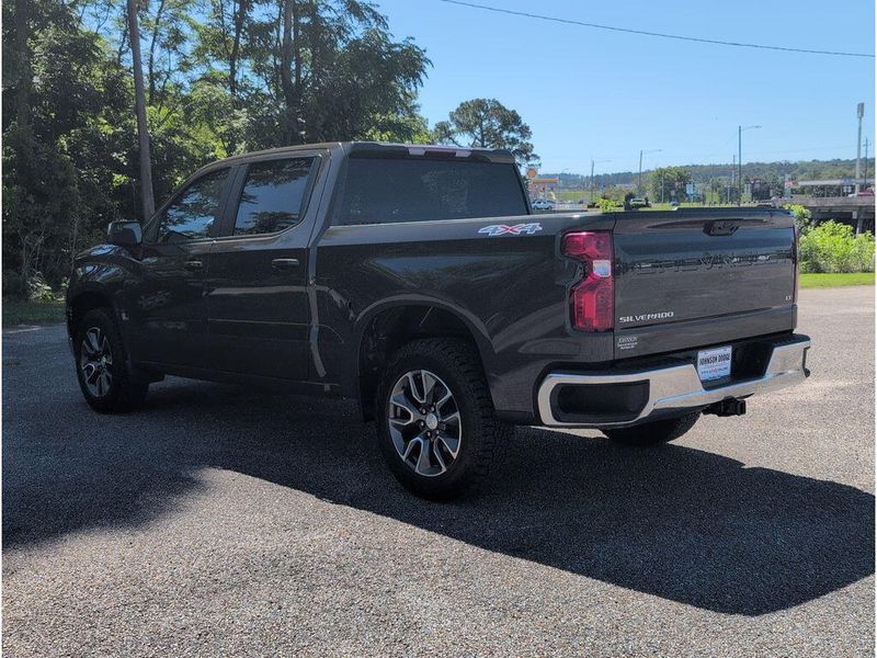 Used 2023 Chevrolet Silverado 1500 LTImage 3