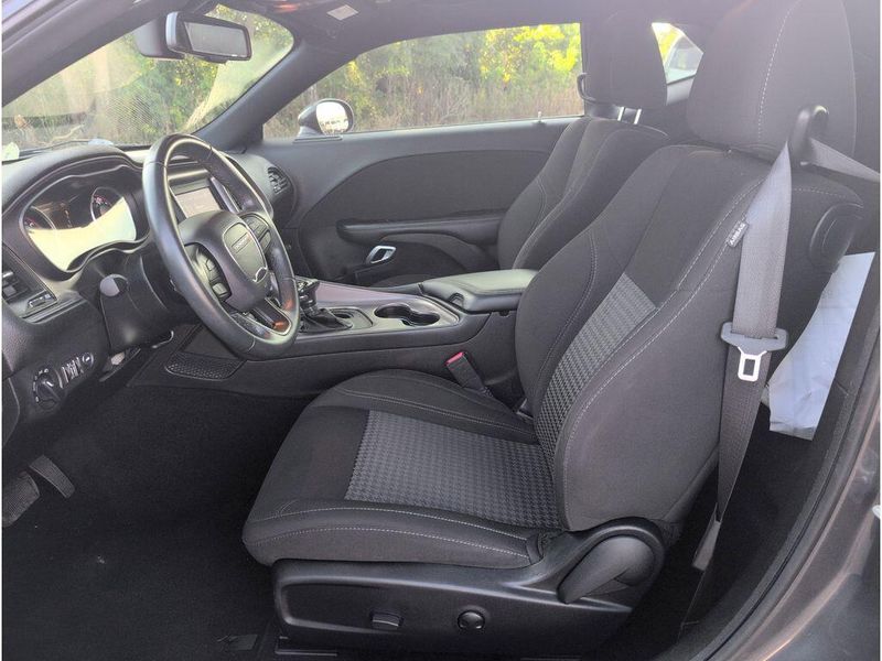 Used 2023 Dodge Challenger SXTImage 10