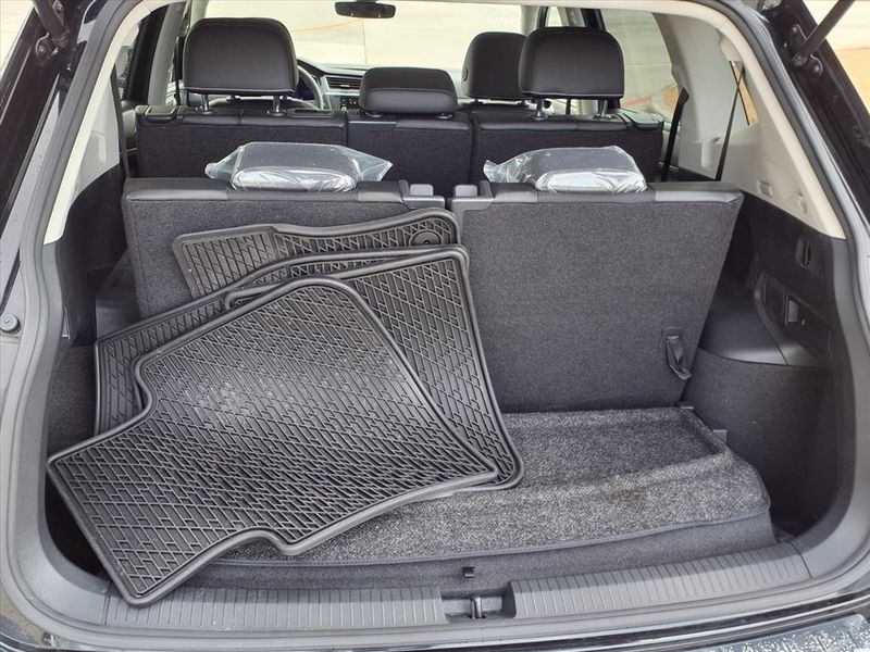 Used 2022 Volkswagen Tiguan 2.0T SEImage 16