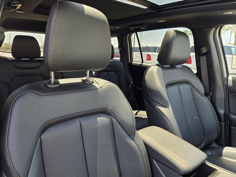 New 2026 Jeep Cherokee Limited 4x4