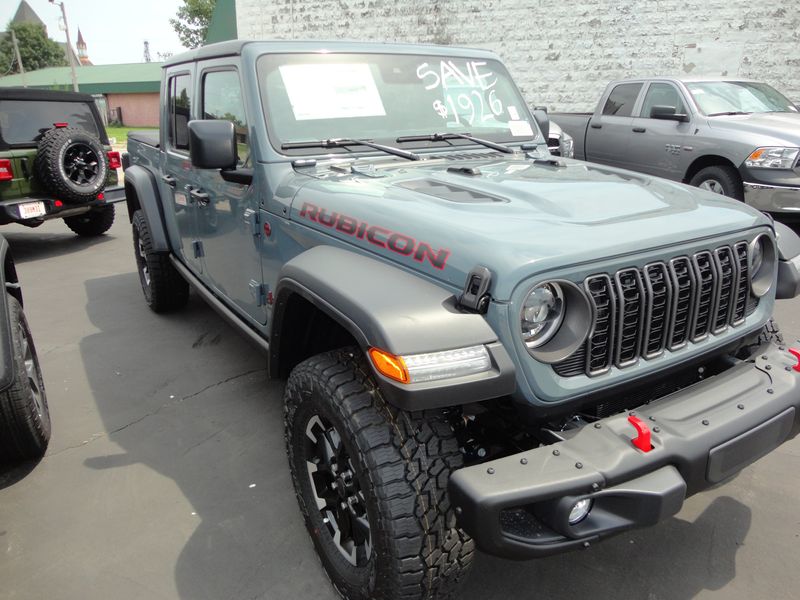 2024 Jeep Gladiator Image 5