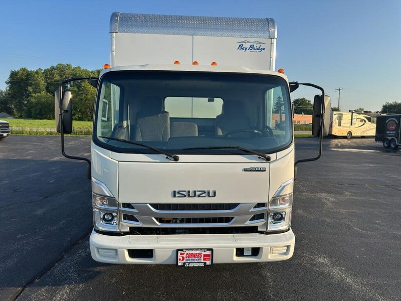 2025 Isuzu NPR photo 2