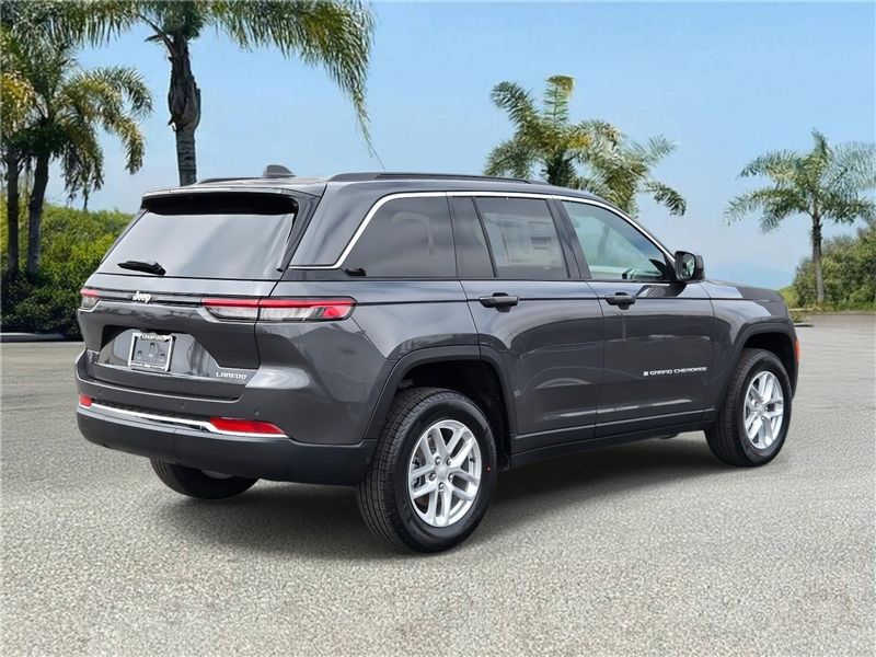 New 2026 Jeep Grand Cherokee Laredo X 4x2
