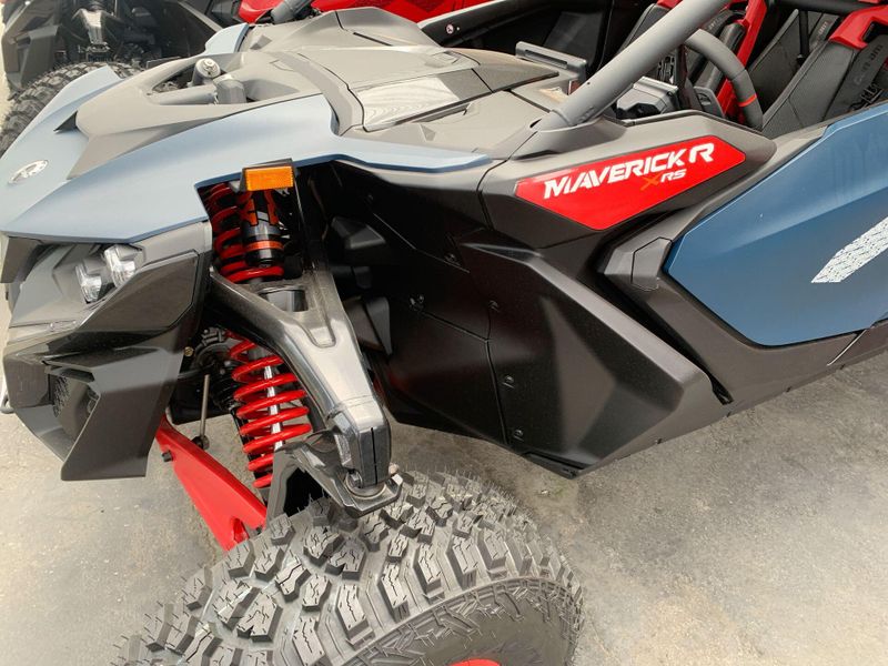 New 2025 Can-Am MAVERICK R MAX X RS 999T DCT Image 12