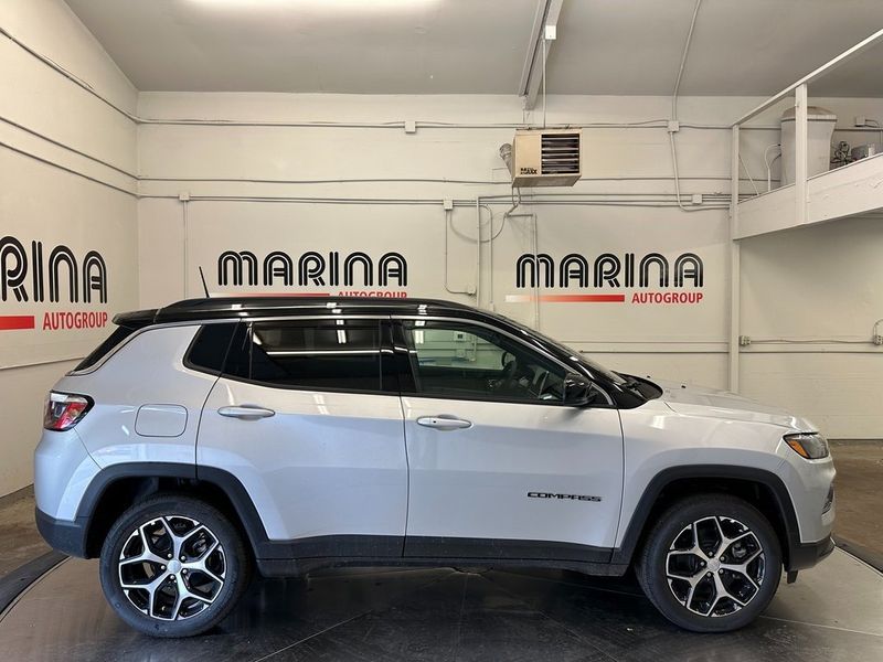 2024 Jeep Compass Limited 4x4Image 4