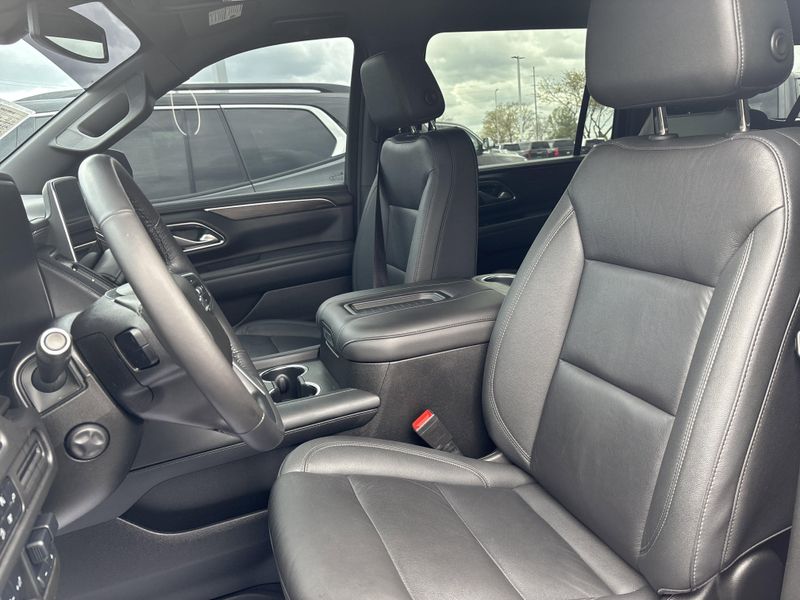 Used 2022 Chevrolet Suburban Z71Image 30