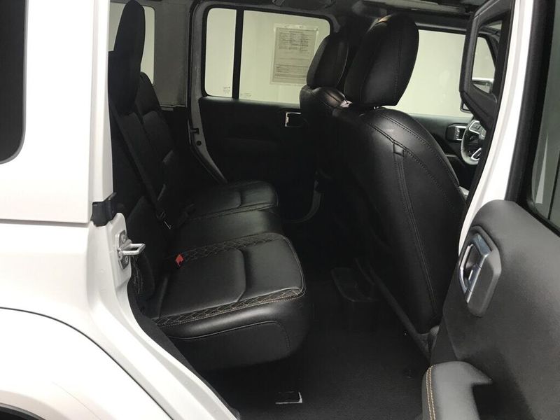 Used 2022 Jeep Wrangler Unlimited High AltitudeImage 21