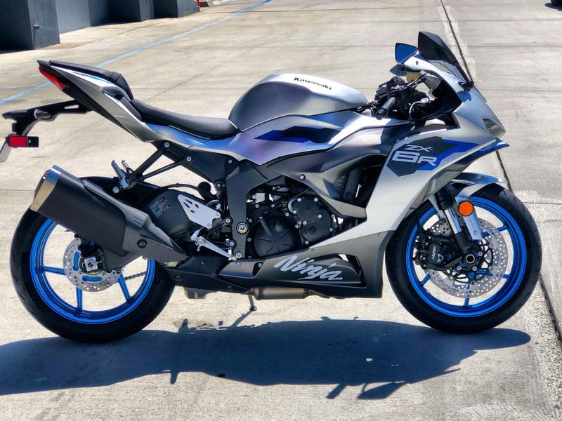 New 2027 Kawasaki NINJA ZX-6R Image 18