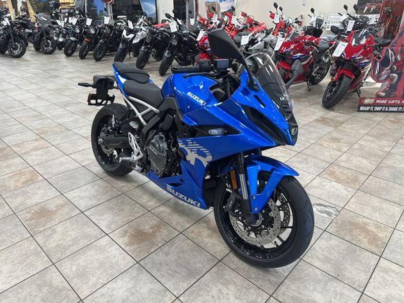 New 2026 Suzuki GSX-8R Image 11