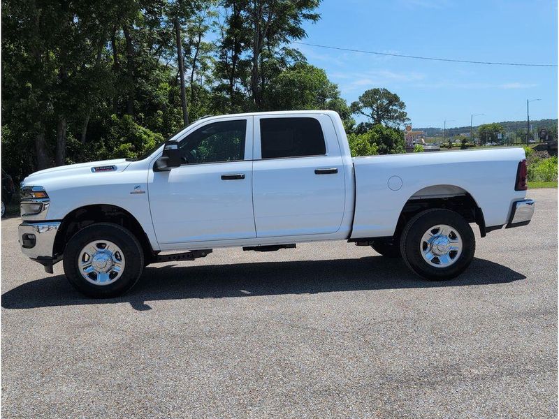 New 2026 RAM 2500 Tradesman Crew Cab 4x4 6