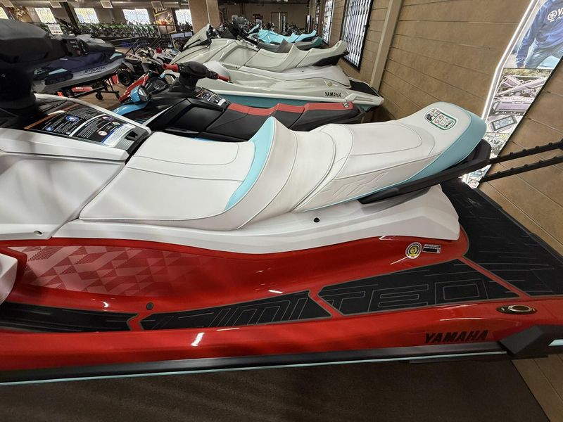 2025 Yamaha VX LIMITED Image 11