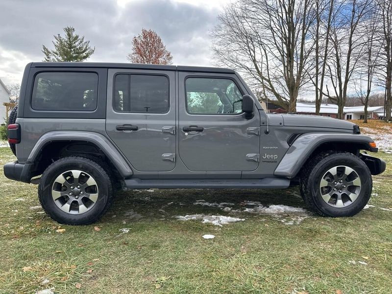 2021 Jeep Wrangler Sahara Unlimited photo 2