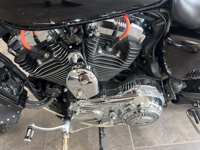 Used 2011 Harley-Davidson Sportster 1200 Custom Image 6