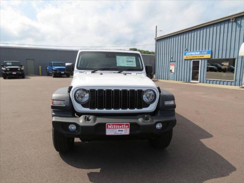 2024 Jeep Wrangler Unlimited 4-door Sport Rhd 4x4Image 3