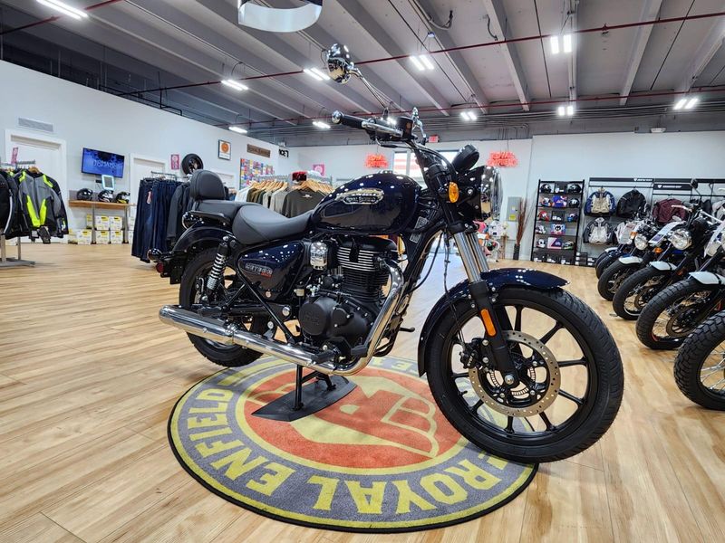 New 2024 Royal Enfield METEOR 350 Image 10