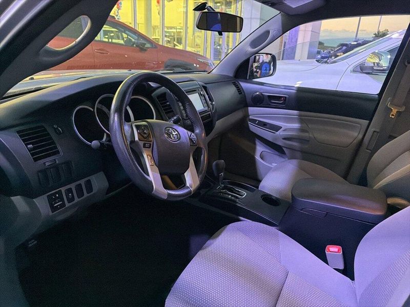 2015 Toyota Tacoma Base photo 7