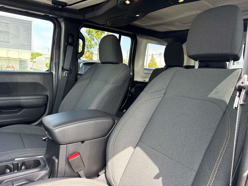 New 2025 Jeep Wrangler 4xE Willys 4xe