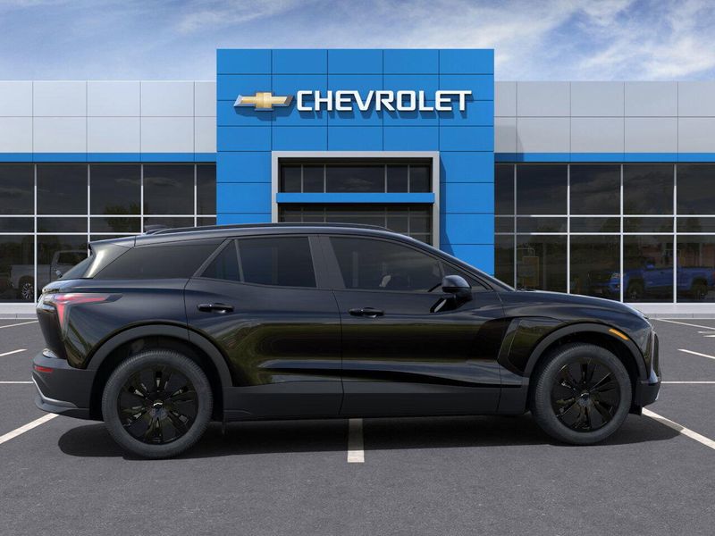 New 2025 Chevrolet Blazer EV AWD LTImage 5