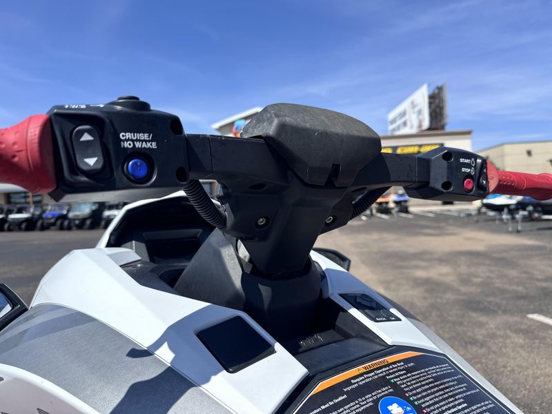 New 2025 Yamaha GP HO TORCH RED Image 5