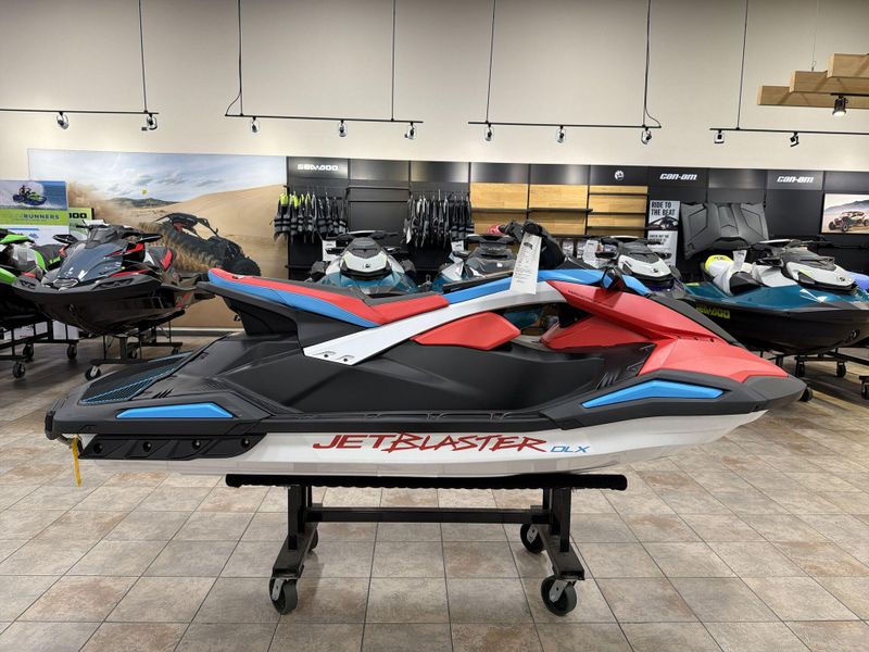 New 2025 Yamaha JETBLASTER DLX (3UP) Image 10