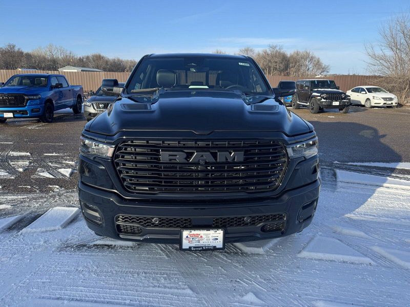 2025 RAM 1500 LaramieImage 3