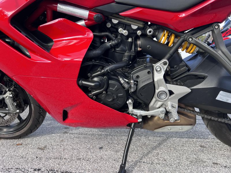 2023 Ducati SuperSport