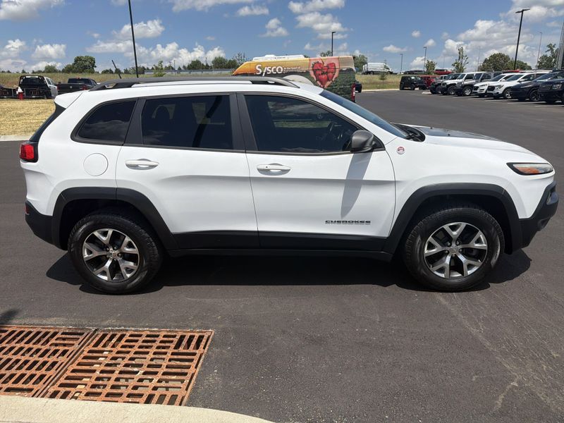 Used 2016 Jeep Cherokee TrailhawkImage 7