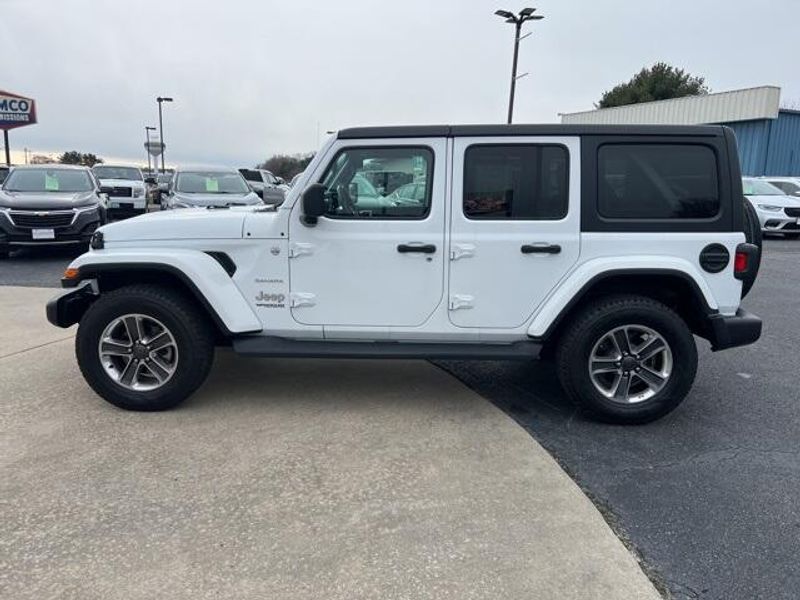 2021 Jeep Wrangler Unlimited SaharaImage 4