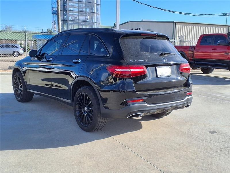 Used 2019 Mercedes-Benz GLC 300 300Image 9